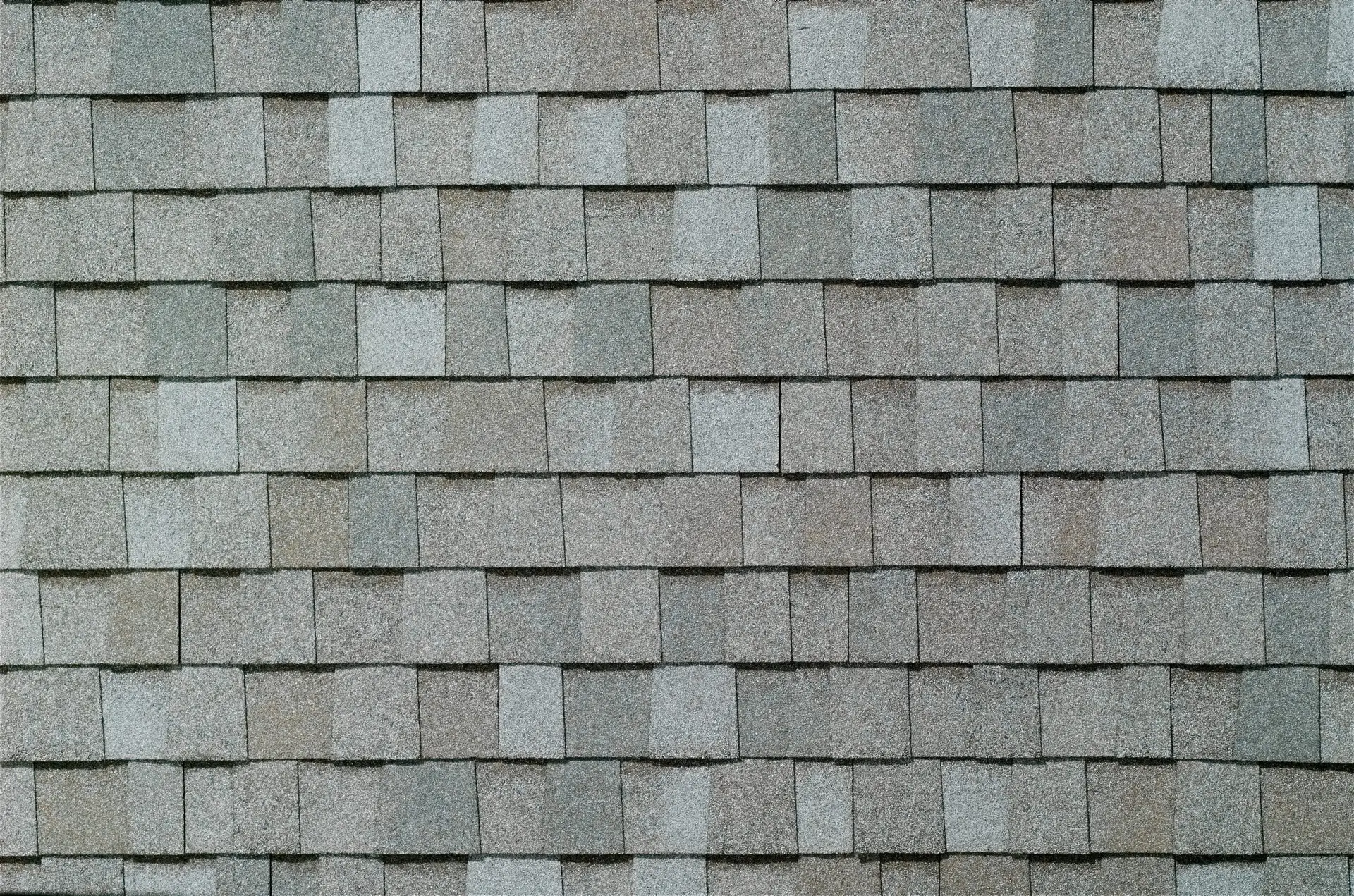 TAMKO Heritage Series - Olde English Pewter (Frederick)